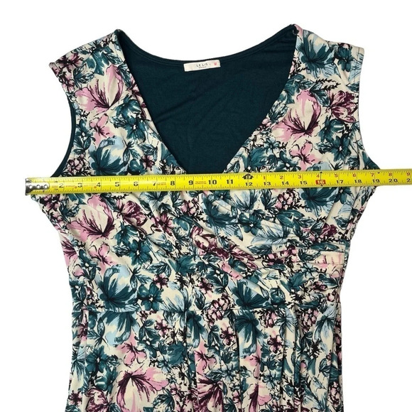 Le Lis Sleeveless V-Neck Floral Dress with Side Ruching Size XX-Large - Picture 7 of 9